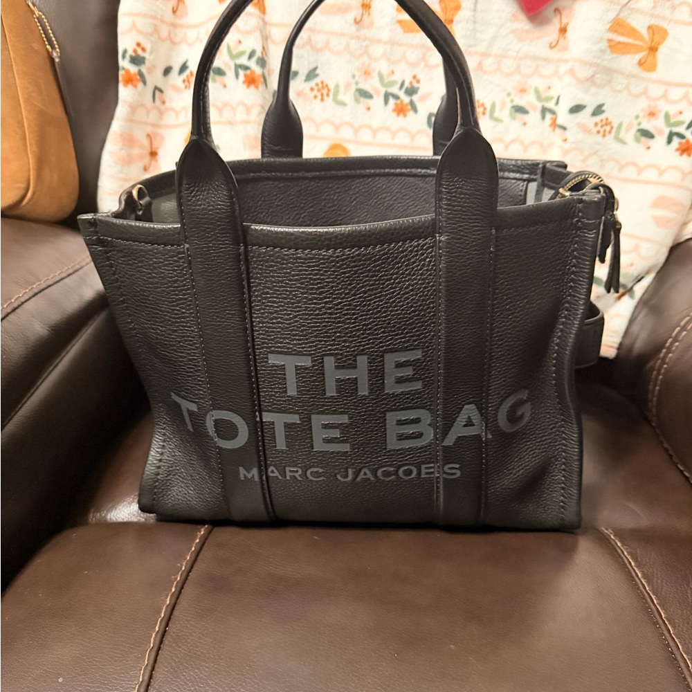 Marc Jacobs Black Leather Tote Bag